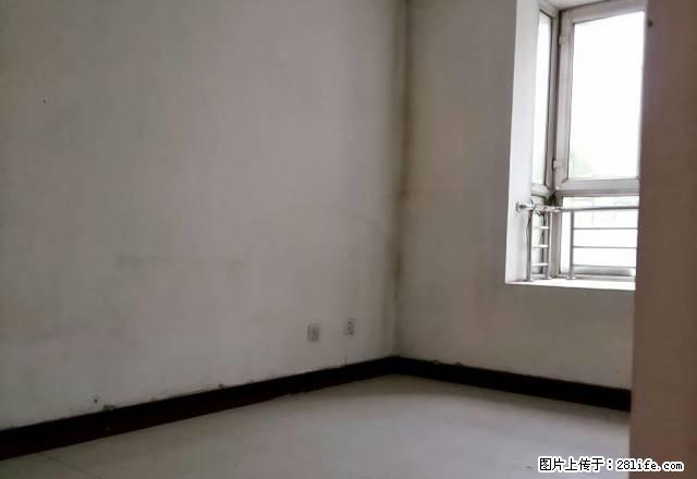 广场附近，步行街里边都市花园，可做办公室，160平米 - 房屋出租 - 房屋租售 - 阿克苏分类信息 - 阿克苏28生活网 aks.28life.com