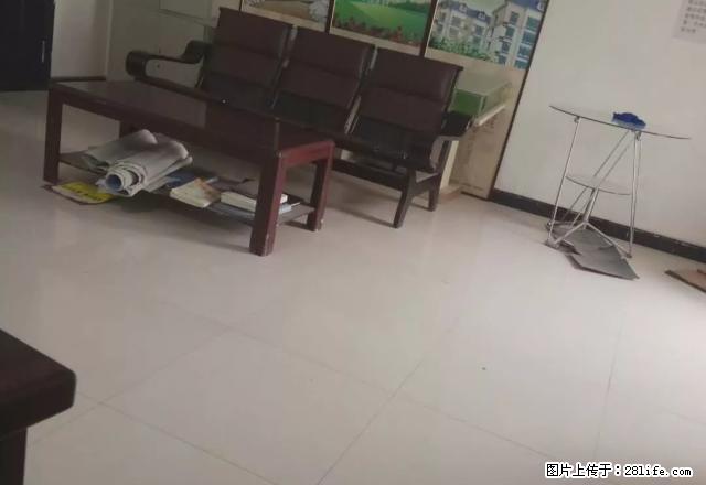 出租丝路明珠2楼三室两厅简单装修家电家具齐全 - 房屋出租 - 房屋租售 - 阿克苏分类信息 - 阿克苏28生活网 aks.28life.com